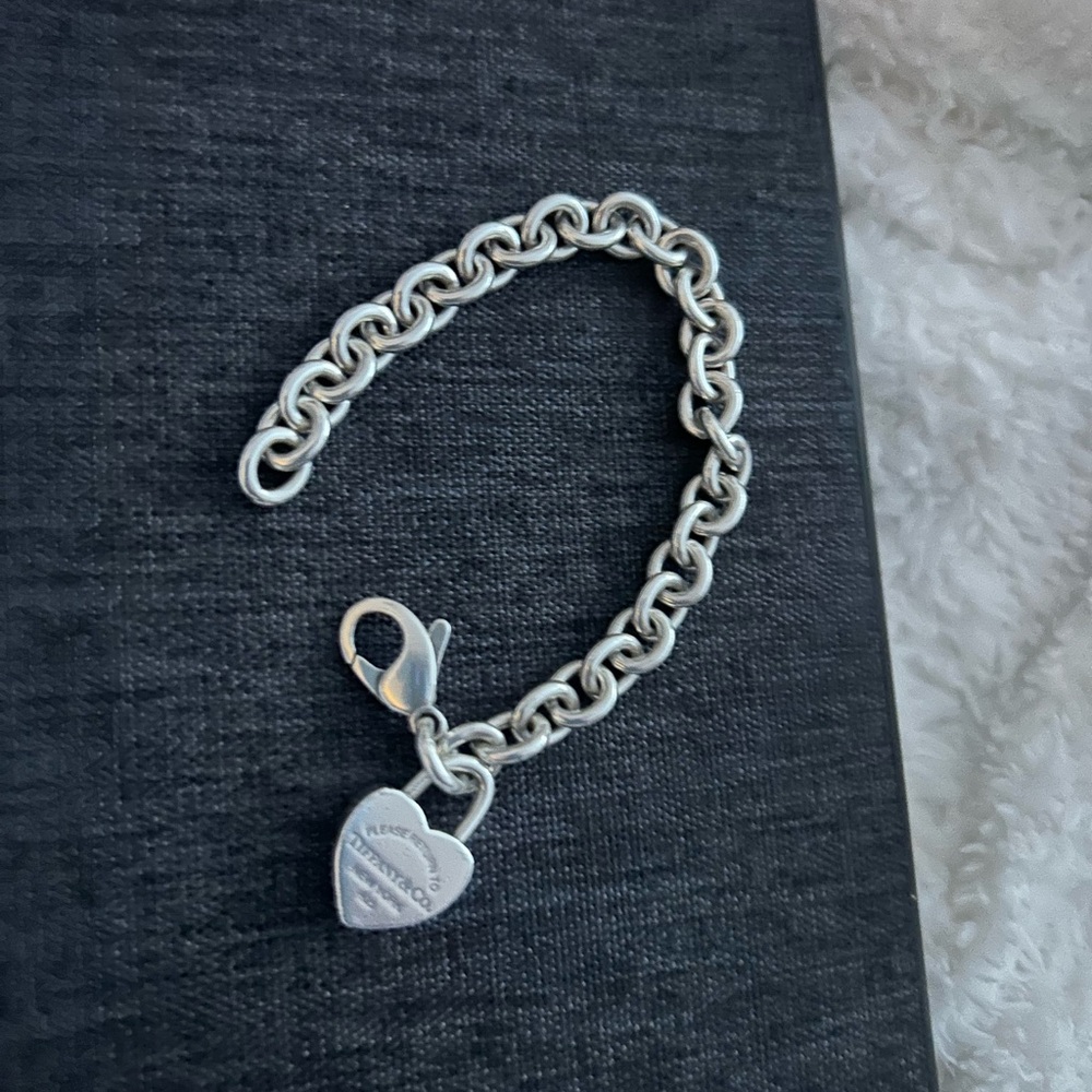 Tiffany & Co. 925 Sterling Silver Heart Charm Bracelet